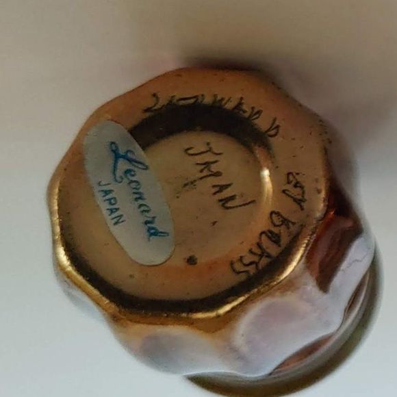 LEONARD Salt or Pepper Shakers Vintage Sig… - Picture 5 of 7